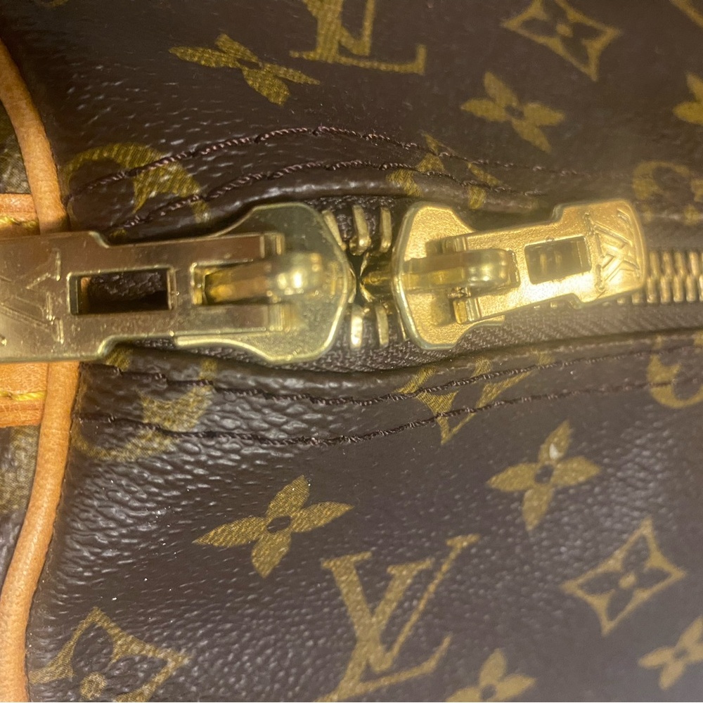 Auth Louis Vuitton Keepall Bandouliere 55 Monogram Boston Bag - Picture 5 of 9